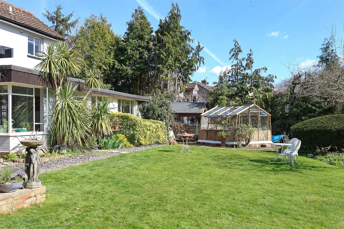 Swan Lane, Edenbridge, Kent, TN8