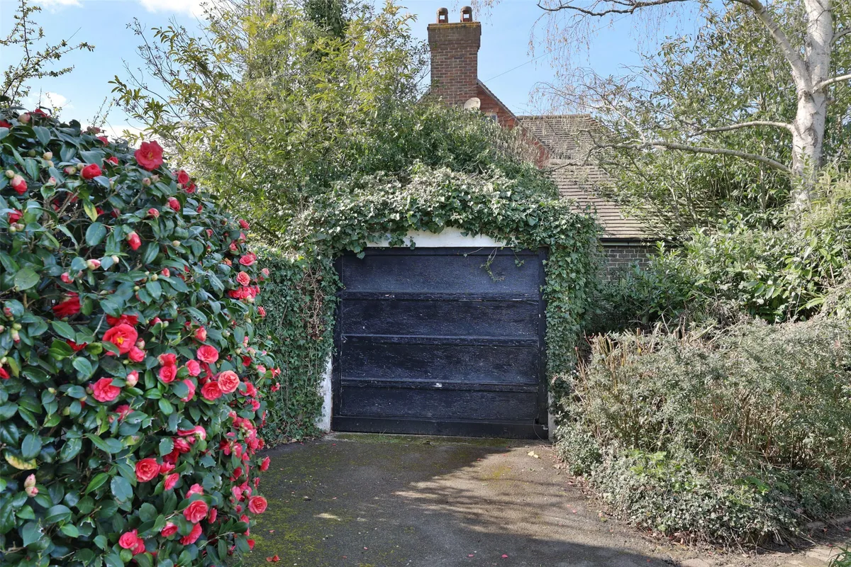 Swan Lane, Edenbridge, Kent, TN8