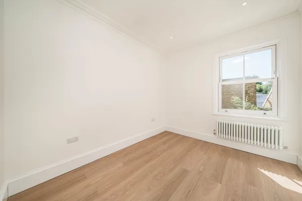 Warwick Road, Kingston Upon Thames, KT1 photo 7