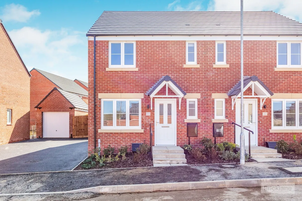 Garland Road, Weldon, CORBY