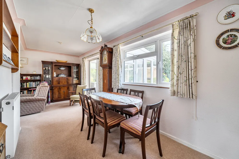 Churchill Way, Painswick, Stroud, GL6 photo 4