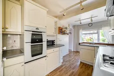 Churchill Way, Painswick, Stroud, GL6 photo 5