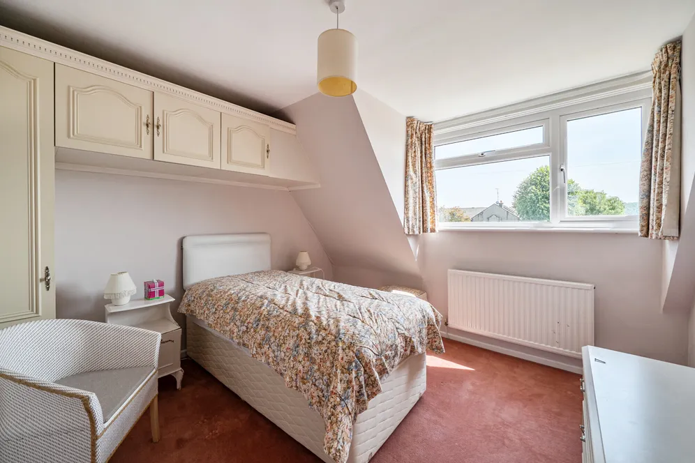 Churchill Way, Painswick, Stroud, GL6 photo 8