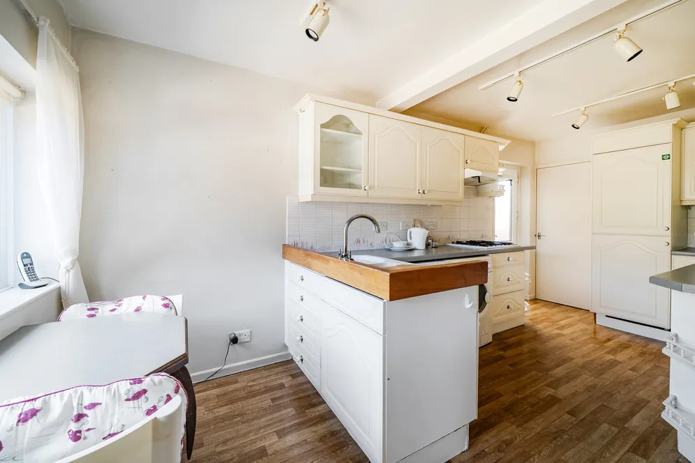Churchill Way, Painswick, Stroud, GL6 photo 11