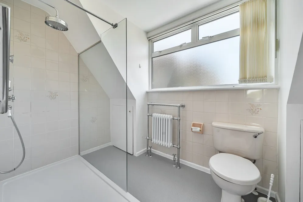 Churchill Way, Painswick, Stroud, GL6 photo 13