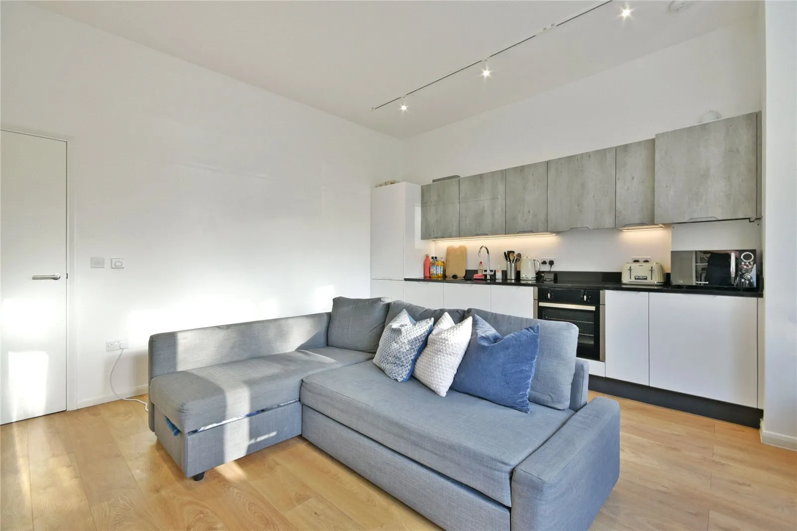 Charlton Road, Greenwich, London, SE3