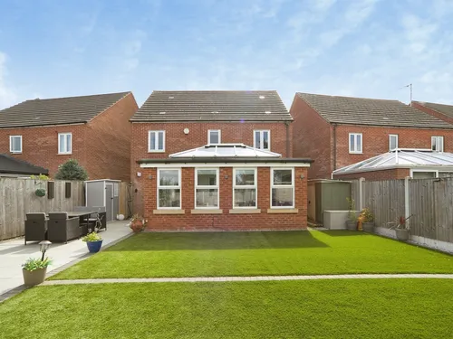 Park Drive, Farnley, Leedsphoto