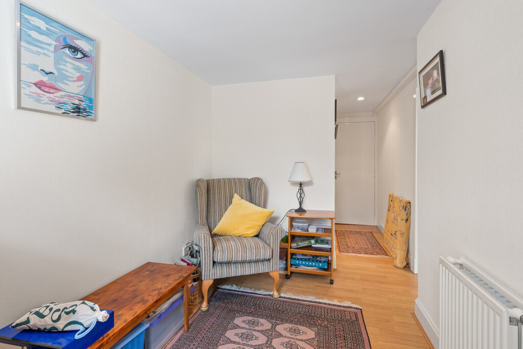 12 Greenbank Grove, Greenbank, Edinburgh, EH10 5SU Image 20