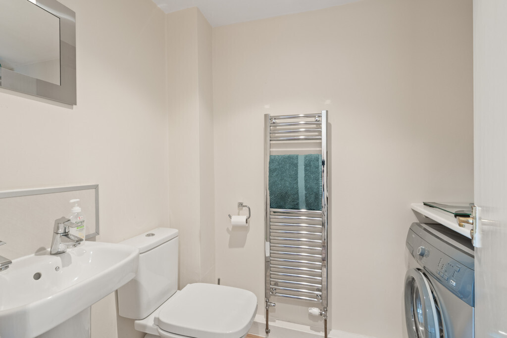 12 Greenbank Grove, Greenbank, Edinburgh, EH10 5SU Image 21