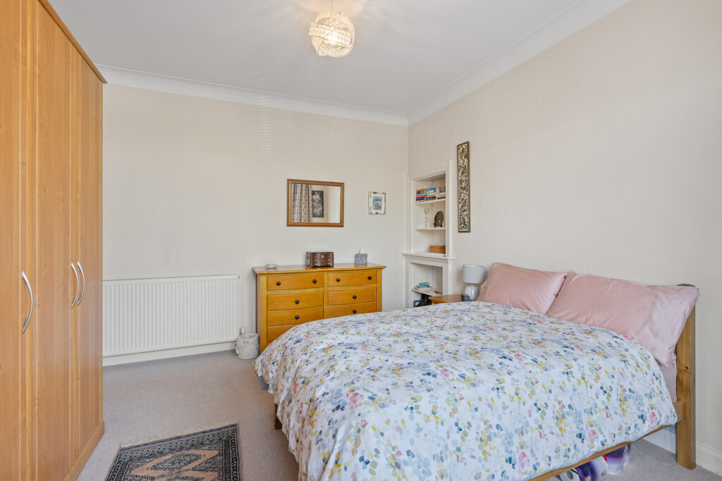 12 Greenbank Grove, Greenbank, Edinburgh, EH10 5SU Image 24