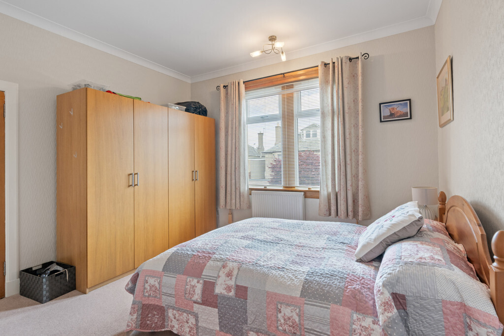 12 Greenbank Grove, Greenbank, Edinburgh, EH10 5SU Image 26