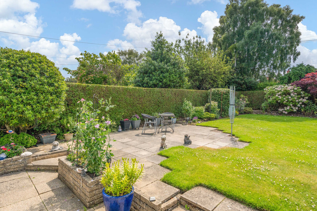 12 Greenbank Grove, Greenbank, Edinburgh, EH10 5SU Image 34