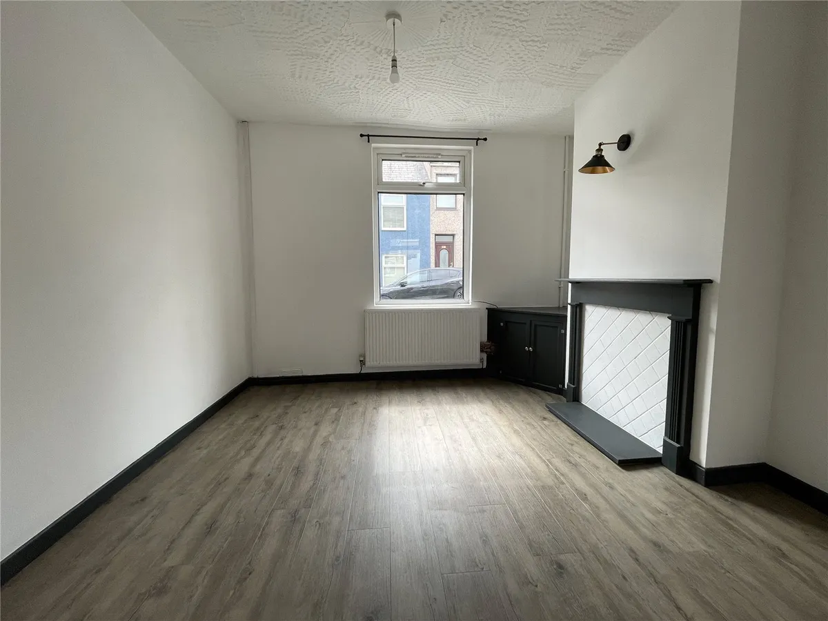 Edward Street, Caernarfon, Gwynedd, LL55