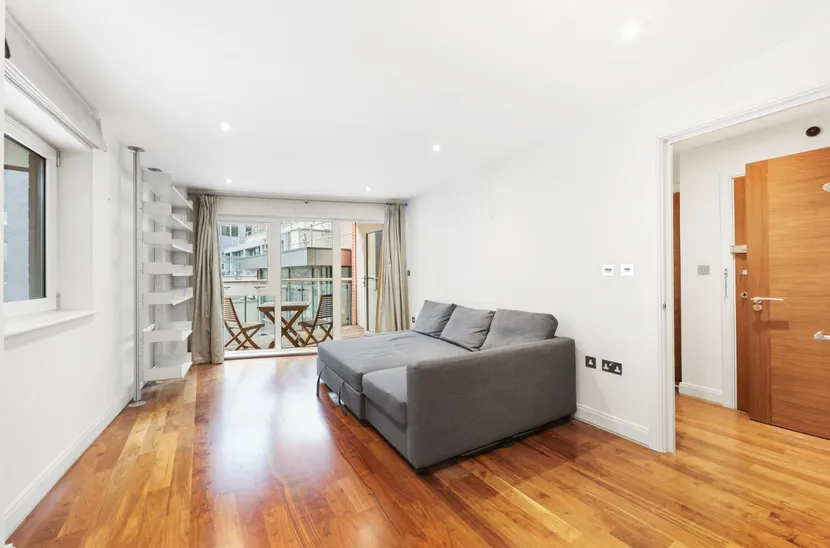 Clerkenwell Rd, EC1M