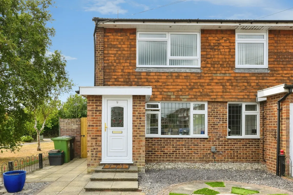 Perram Close, Broxbourne