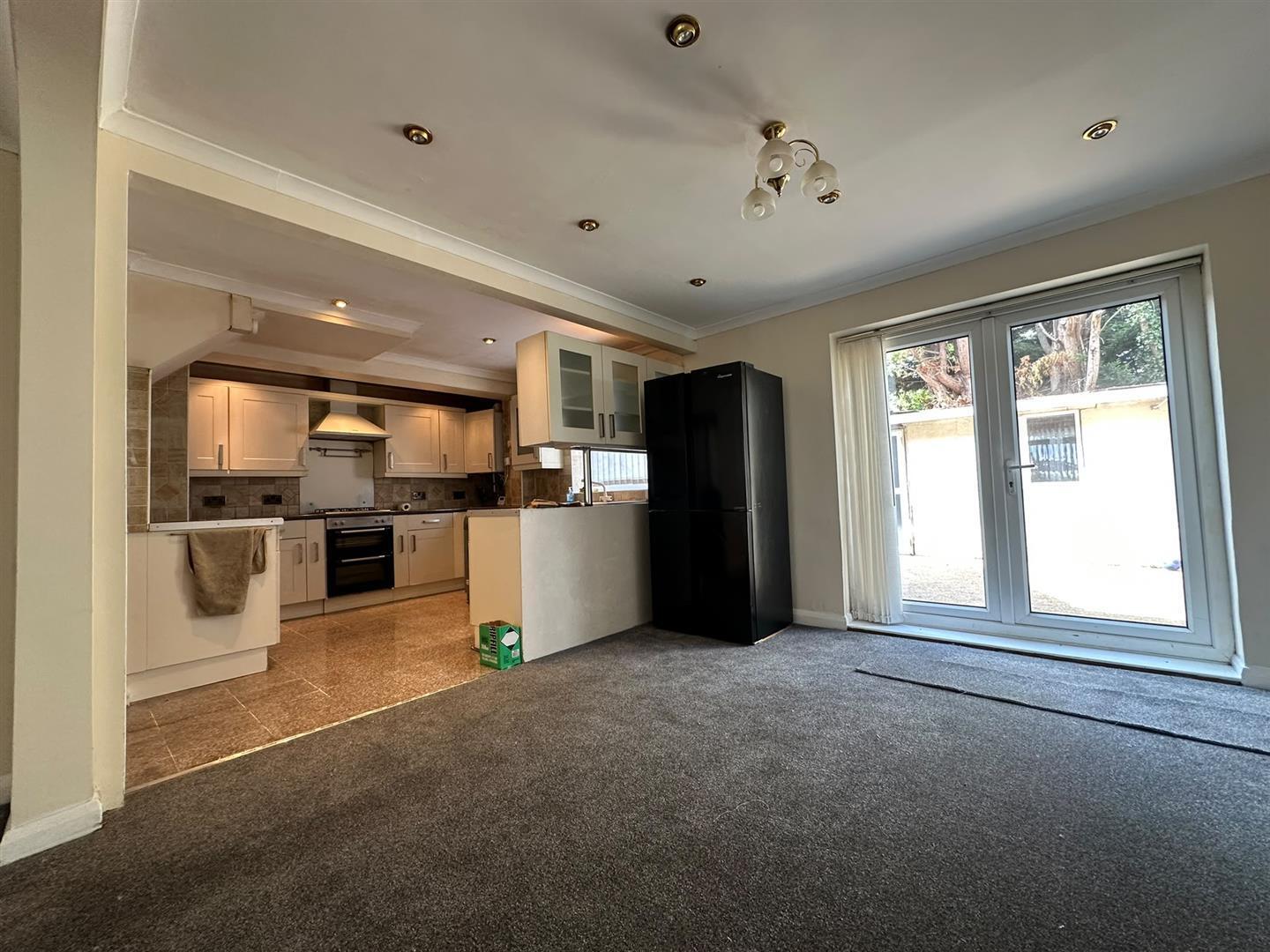 Northborough Road, Slough Image 8