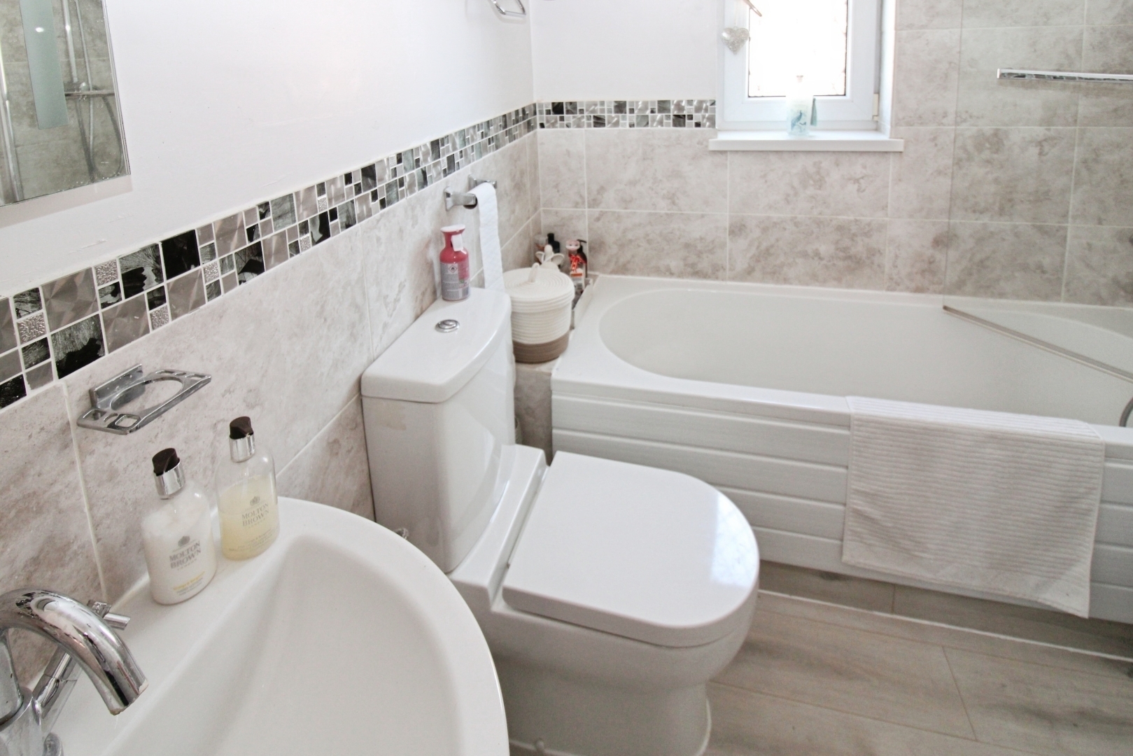 Sittingbourne Close, Hull Image 9