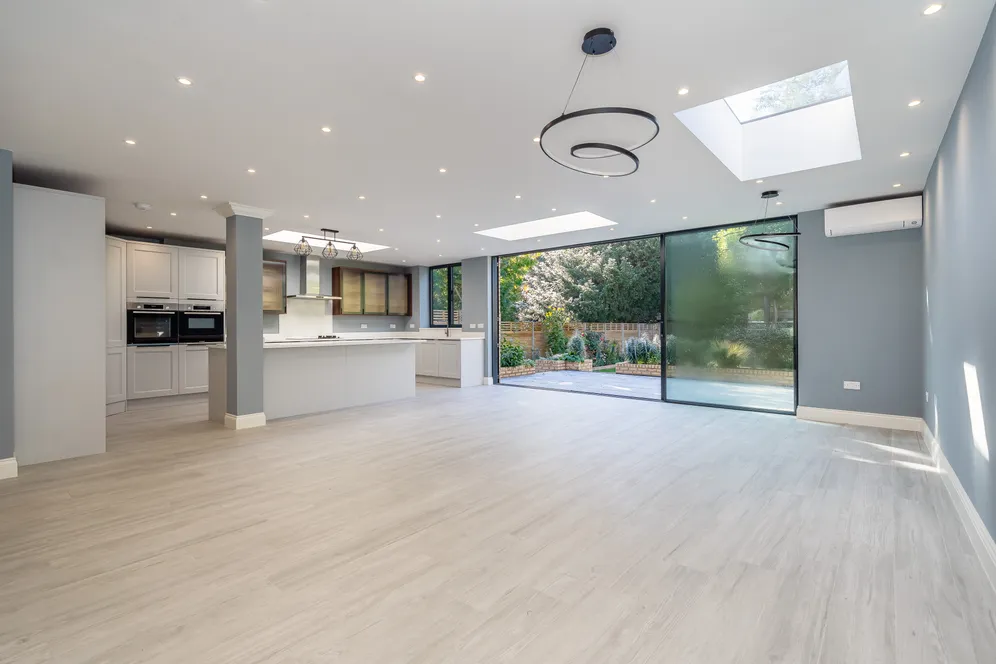 Popes Lane, Ealing, W5 photo 3