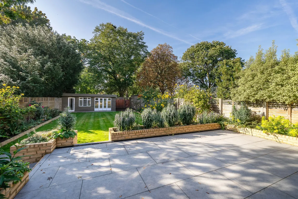 Popes Lane, Ealing, W5 photo 7