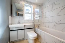 Popes Lane, Ealing, W5 photo 8