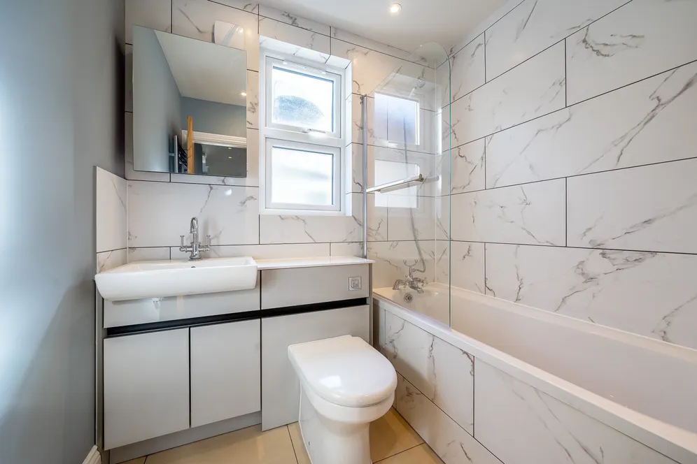 Popes Lane, Ealing, W5 photo 8