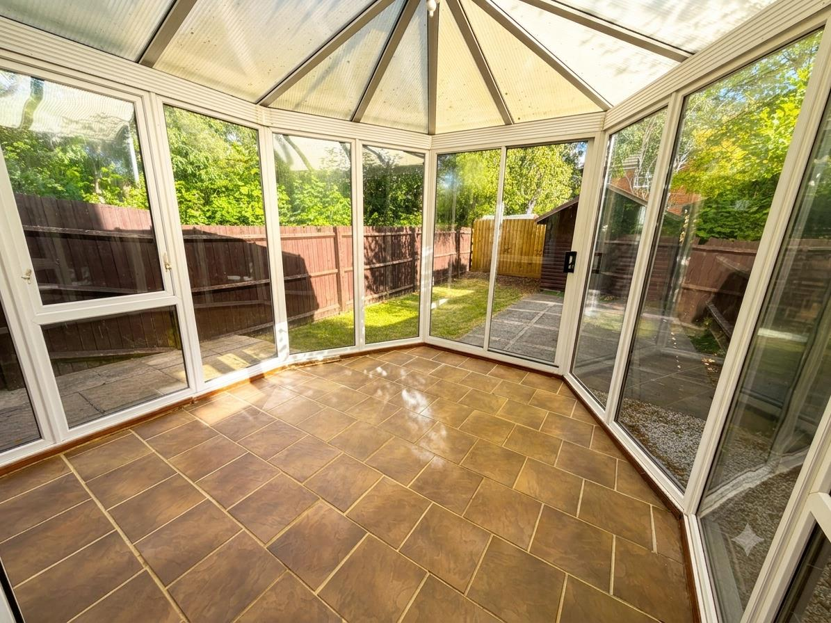 Harrow Lane, Daventry Image 7