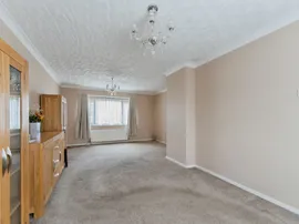Harlech Court, Ellesmere Port thumb 2