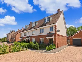 Hedgehog Way, Berkhamsted photo