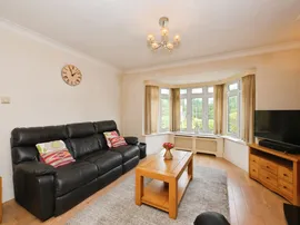 Rooks Hill, WELWYN GARDEN CITY thumb 2