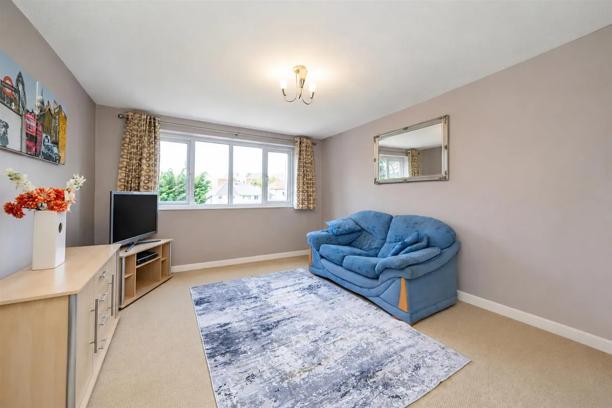 Simmonds Rise, Hemel Hempstead, Hertfordshire, HP3 9EA
