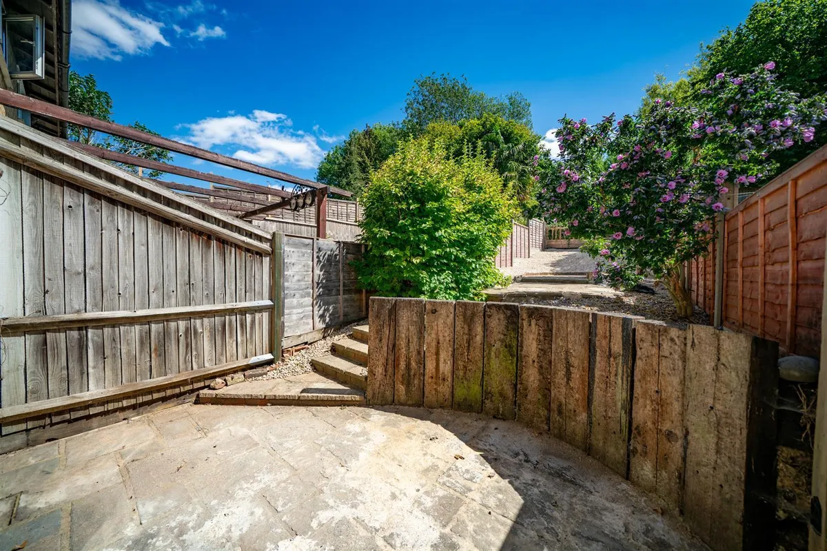 Simmonds Rise, Hemel Hempstead, Hertfordshire, HP3 9EA