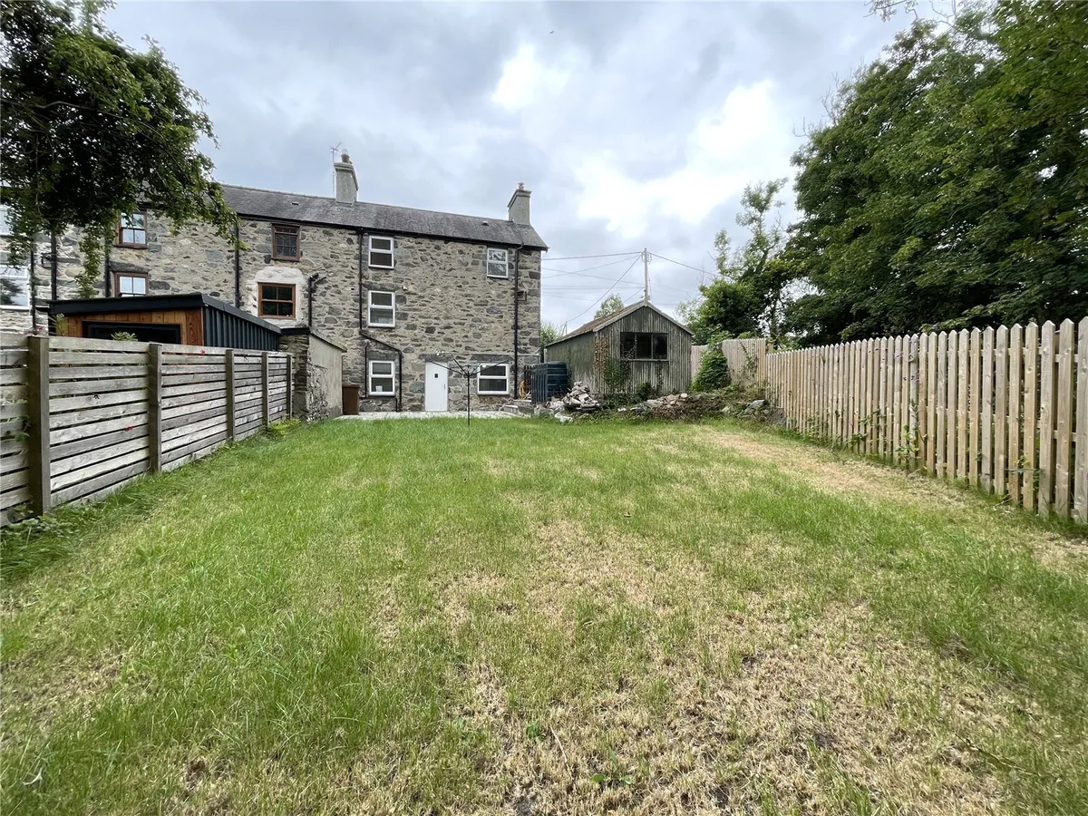 New Terrace, Tregarth, Bangor, LL57