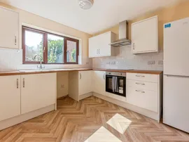 Churchfields Road, Folkingham, Sleaford thumb 3