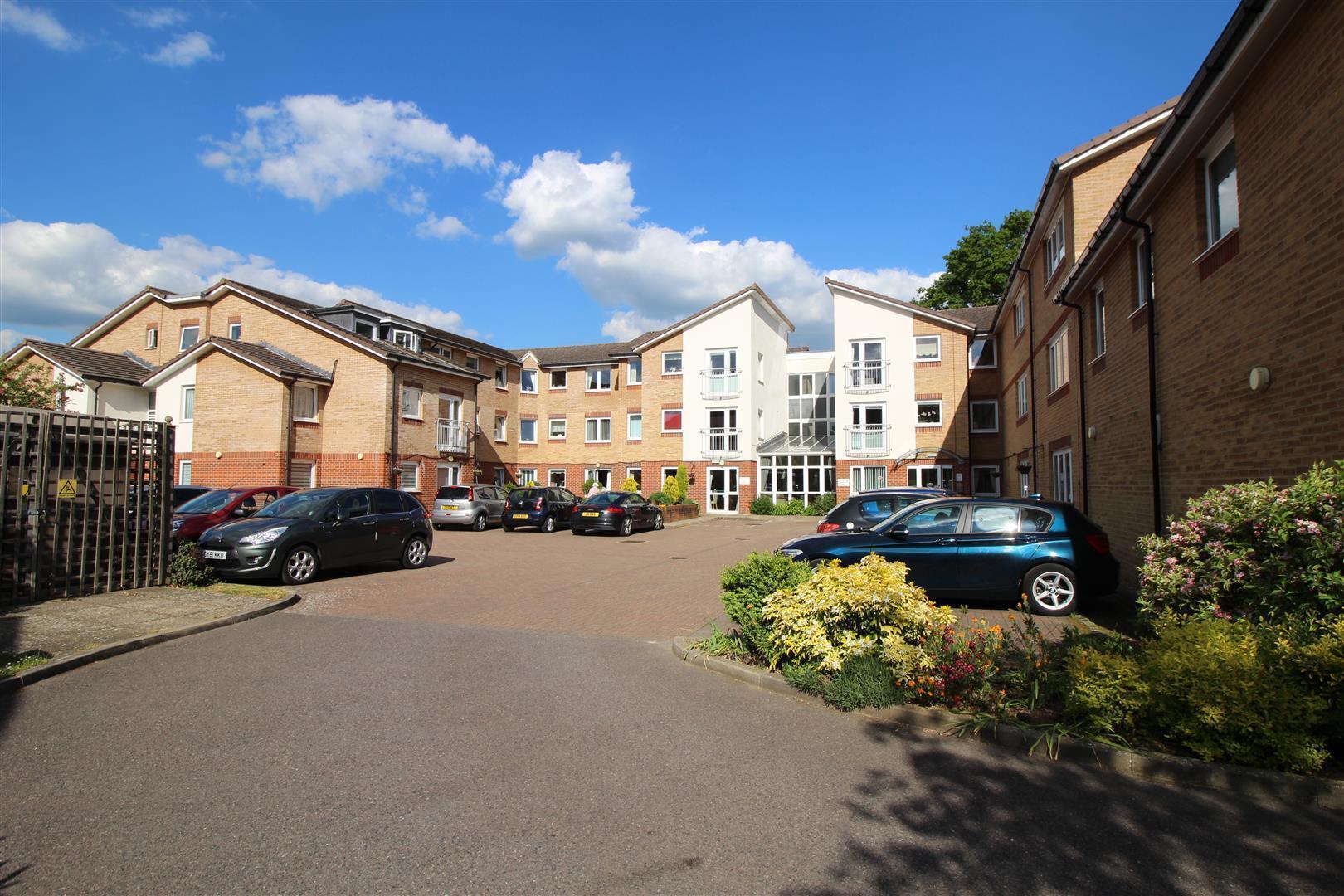 Millfield Court, Ifield Image 16