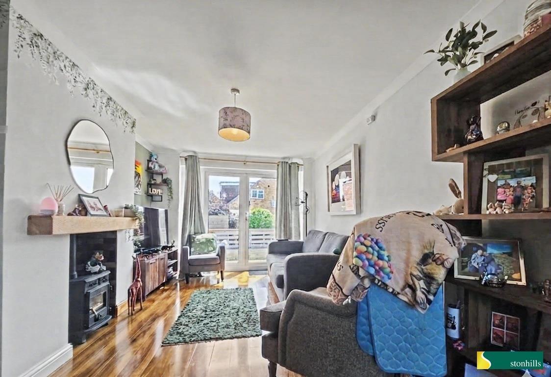 Manor Close, Harpole, Northampton Image 5