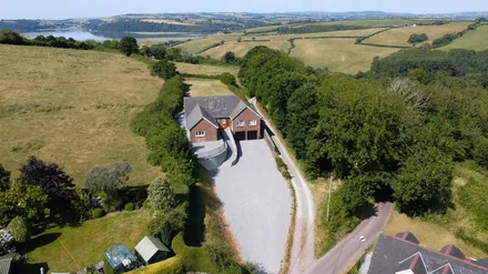 Llanybri, Carmarthen, SA33