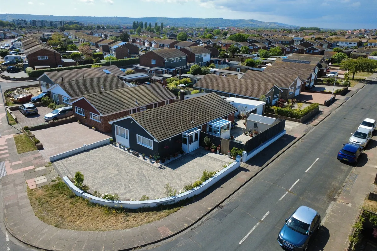 Mountbatten Drive, Eastbourne