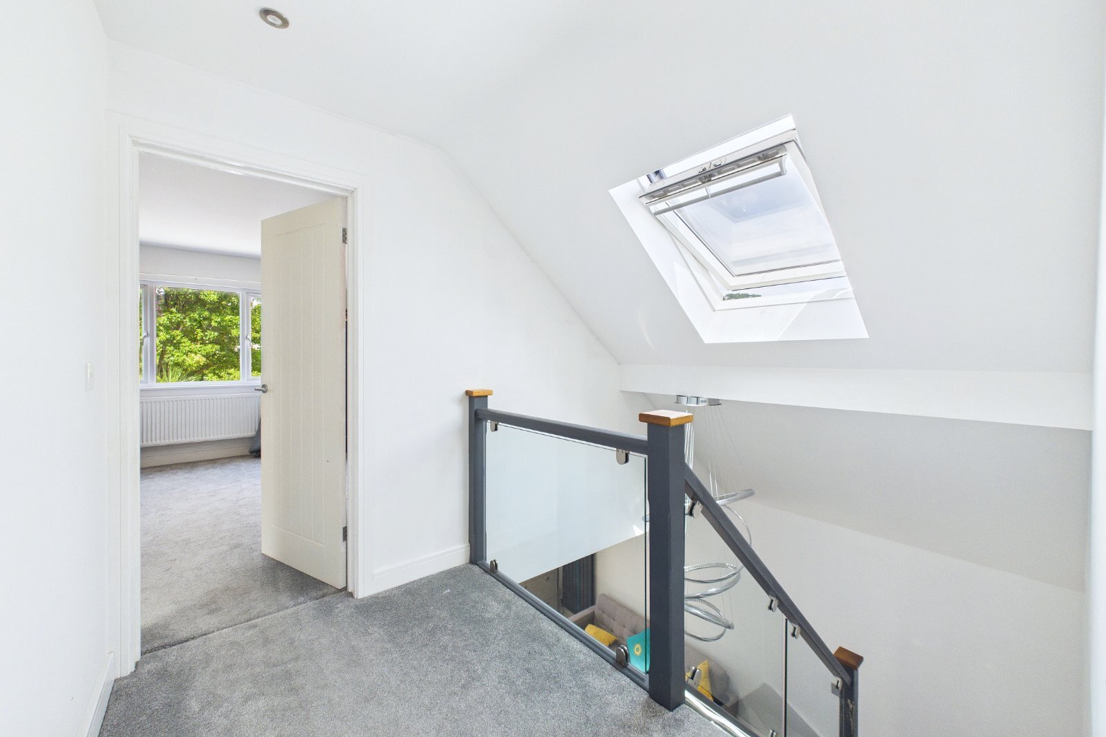 Anvil Crescent, Broadstone, Dorset, BH18 Image 19