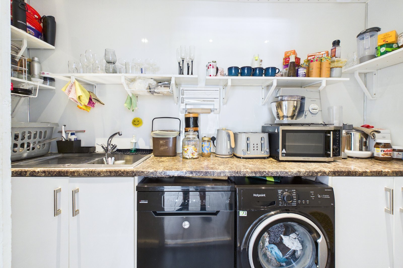 Anvil Crescent, Broadstone, Dorset, BH18 Image 25