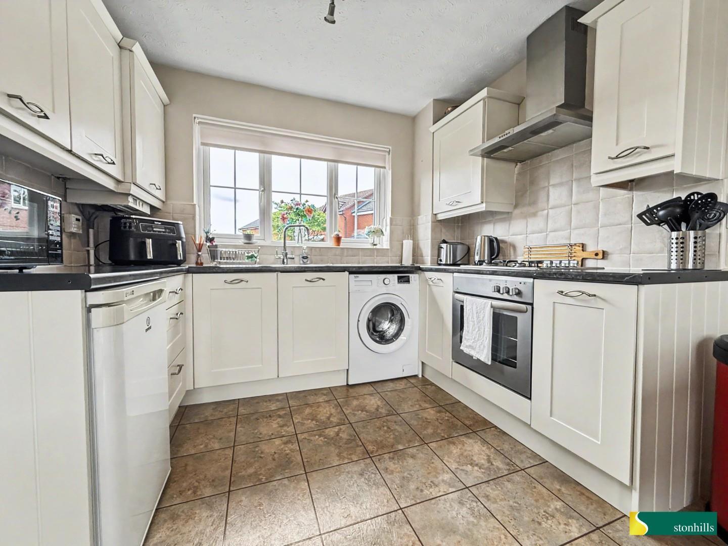 Tate Grove, Hardingstone, Northampton Image 2