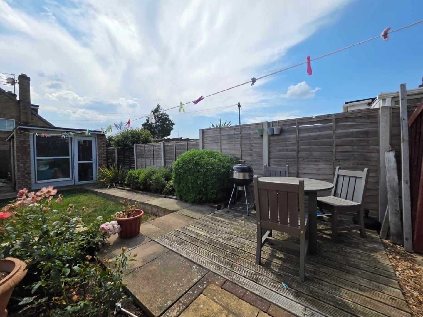 Manor Close, Harpole, Northampton Image 14