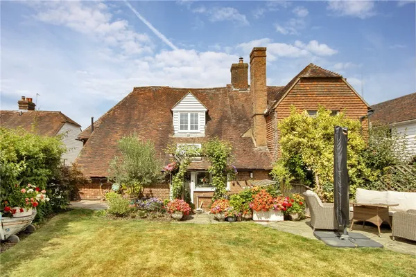 The Street, Sissinghurst, TN17 photo 17