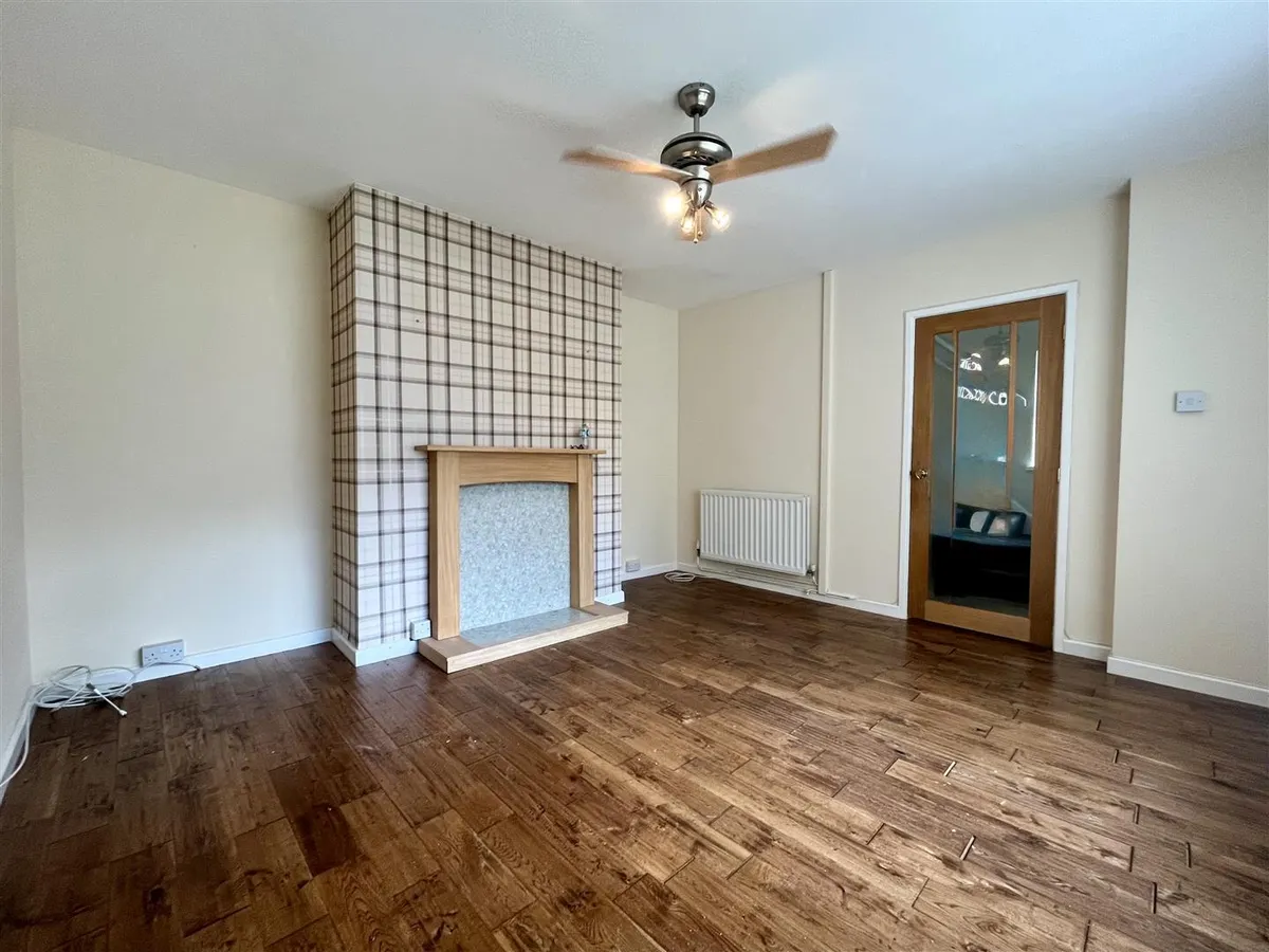 Swancote Drive, Wolverhampton, WARSTONES