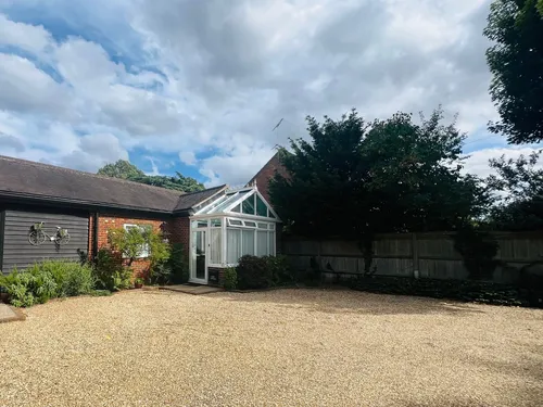 Boyndon Road, MAIDENHEADphoto
