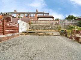 Vesper Way, Leeds thumb 2