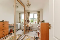 St. Helens Crescent, Hastings