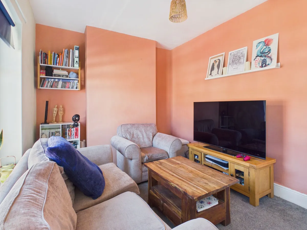 Guthrie Street, Barry, CF63