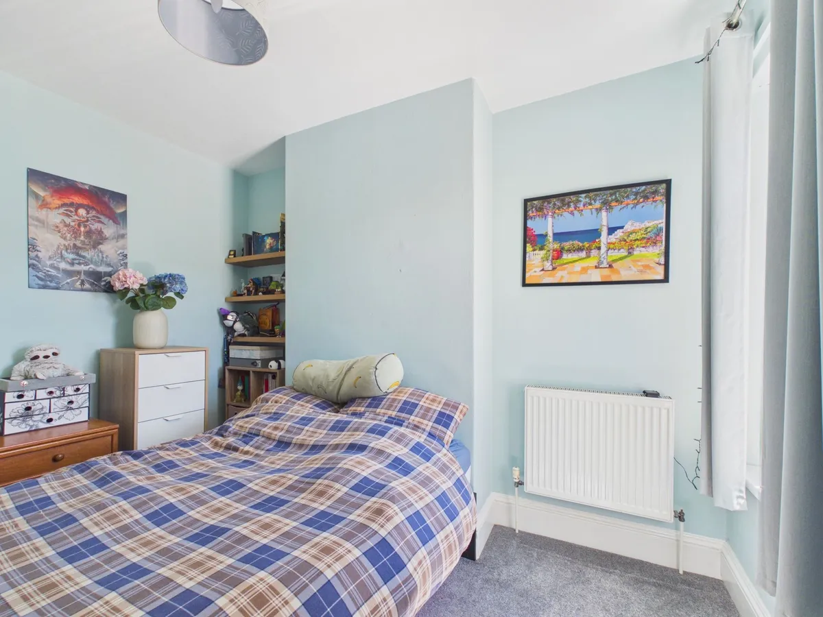 Guthrie Street, Barry, CF63