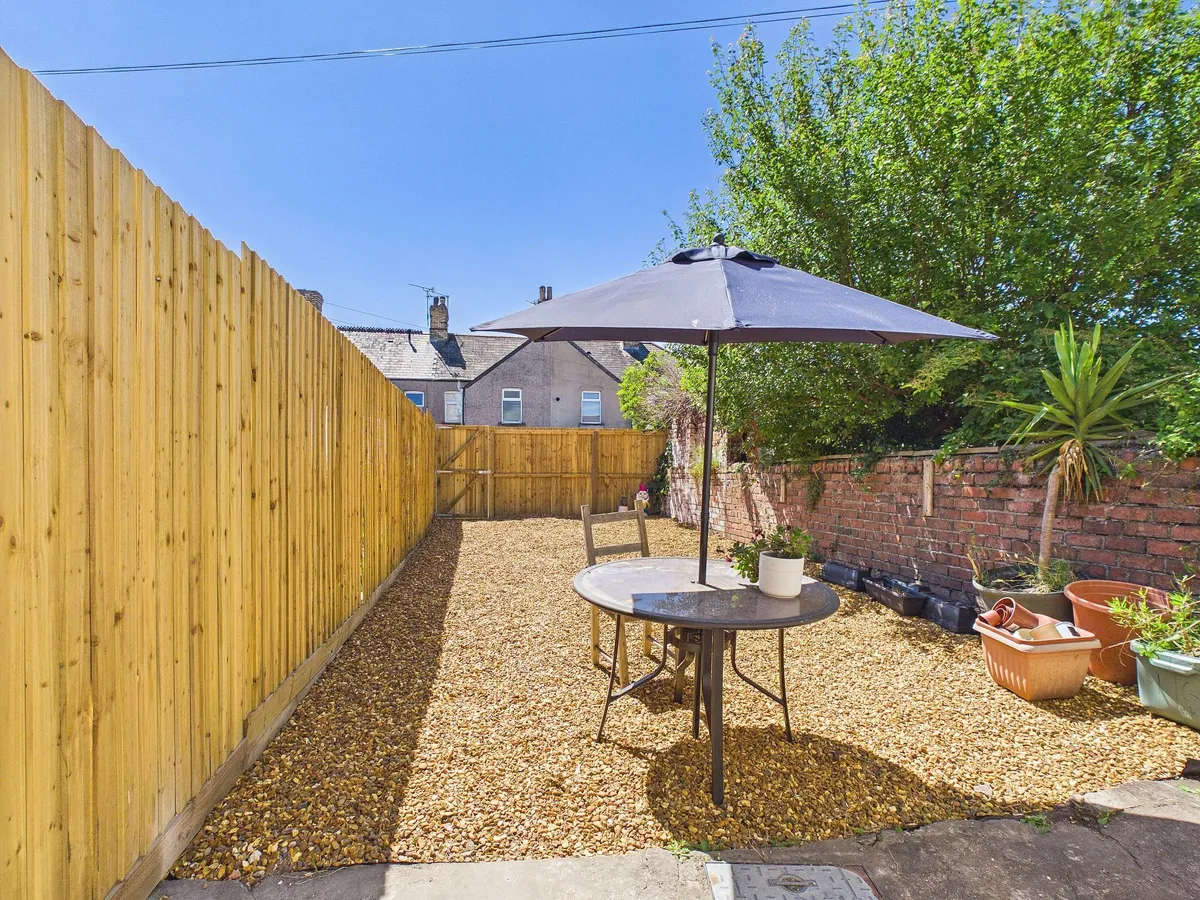 Guthrie Street, Barry, CF63