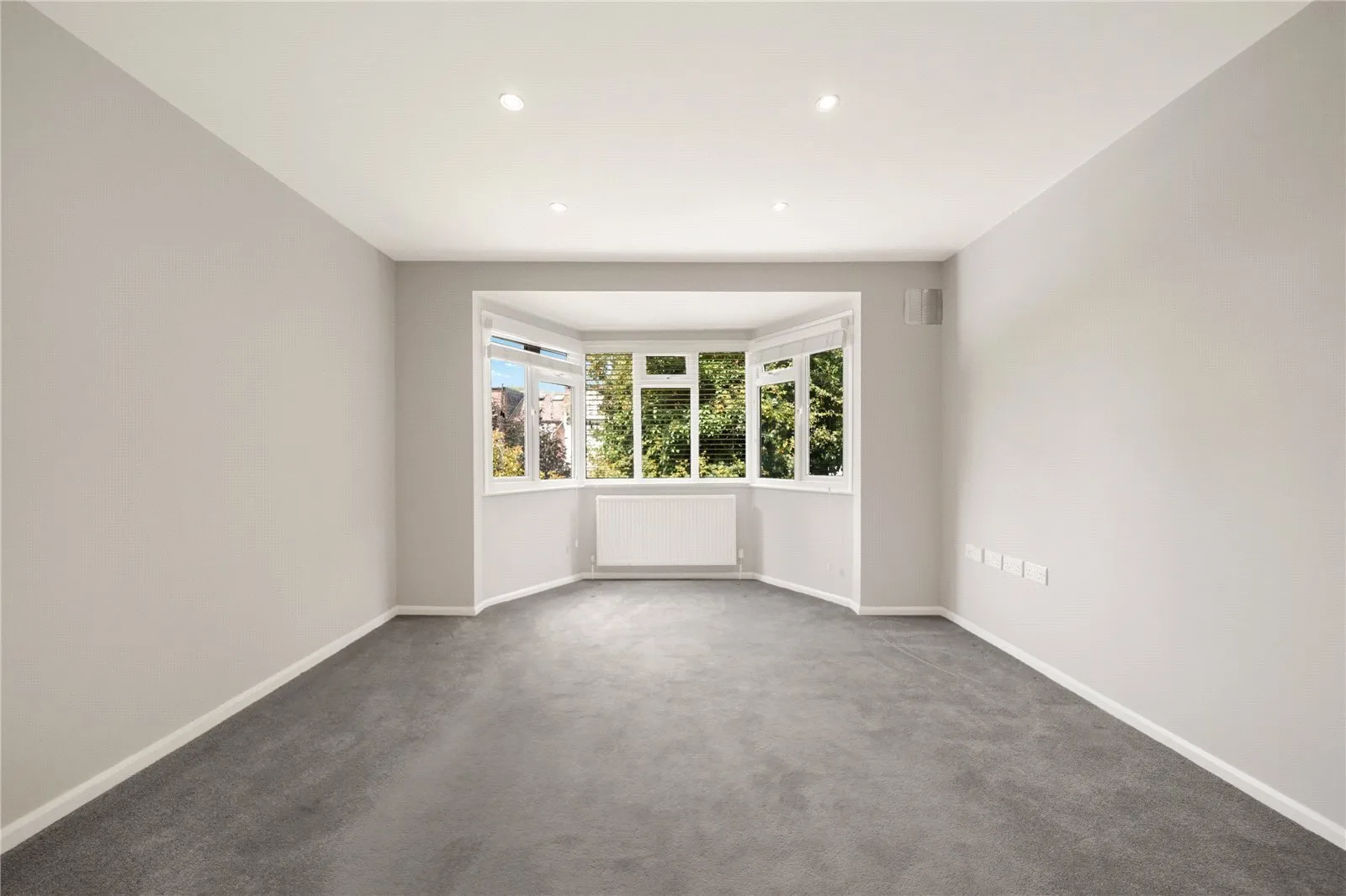 Vines Avenue, Finchley Central, London, N3